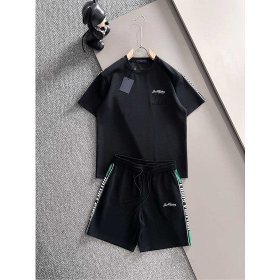 Louis Vuitton Spring/Summer New Casual Short-Sleeve Shorts Set